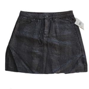 Blank NYC Black Textured Mini Skirt